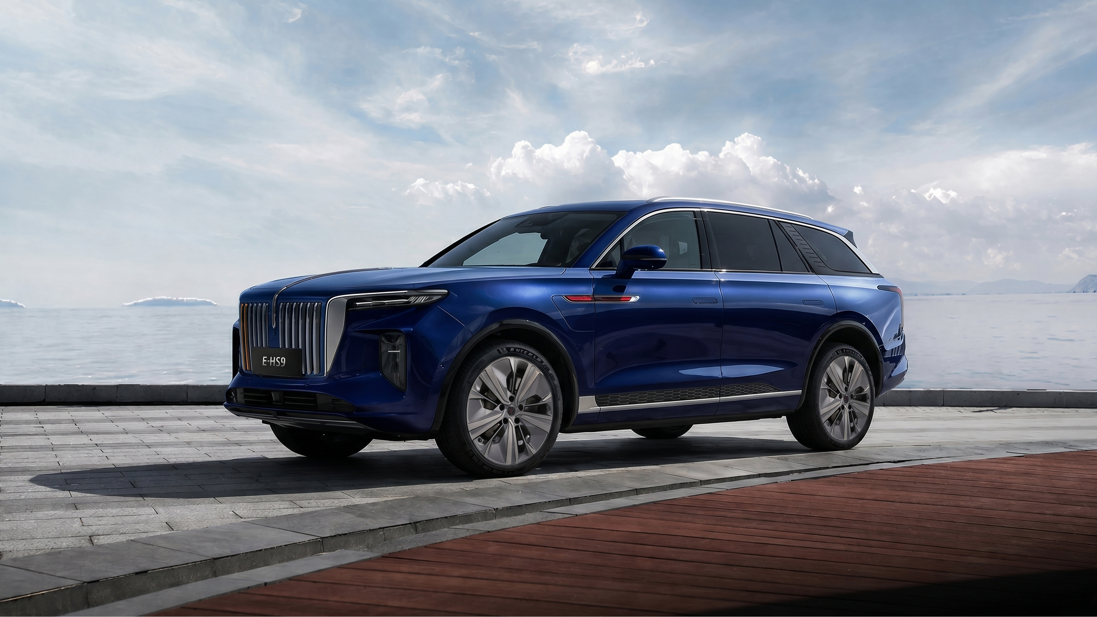 HongQi E-HS9 — Rear three-quarter